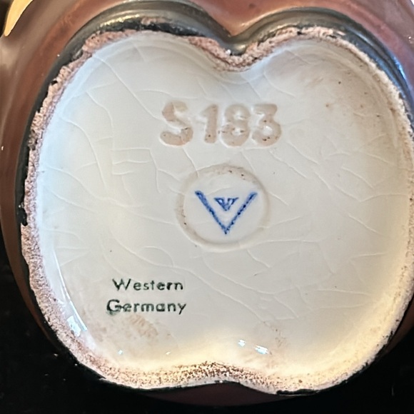 Vintage Goebel friar tuck condiment set - partial please read description - Picture 9 of 16